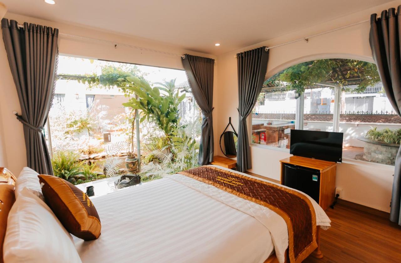 كون توم Window Homestay المظهر الخارجي الصورة