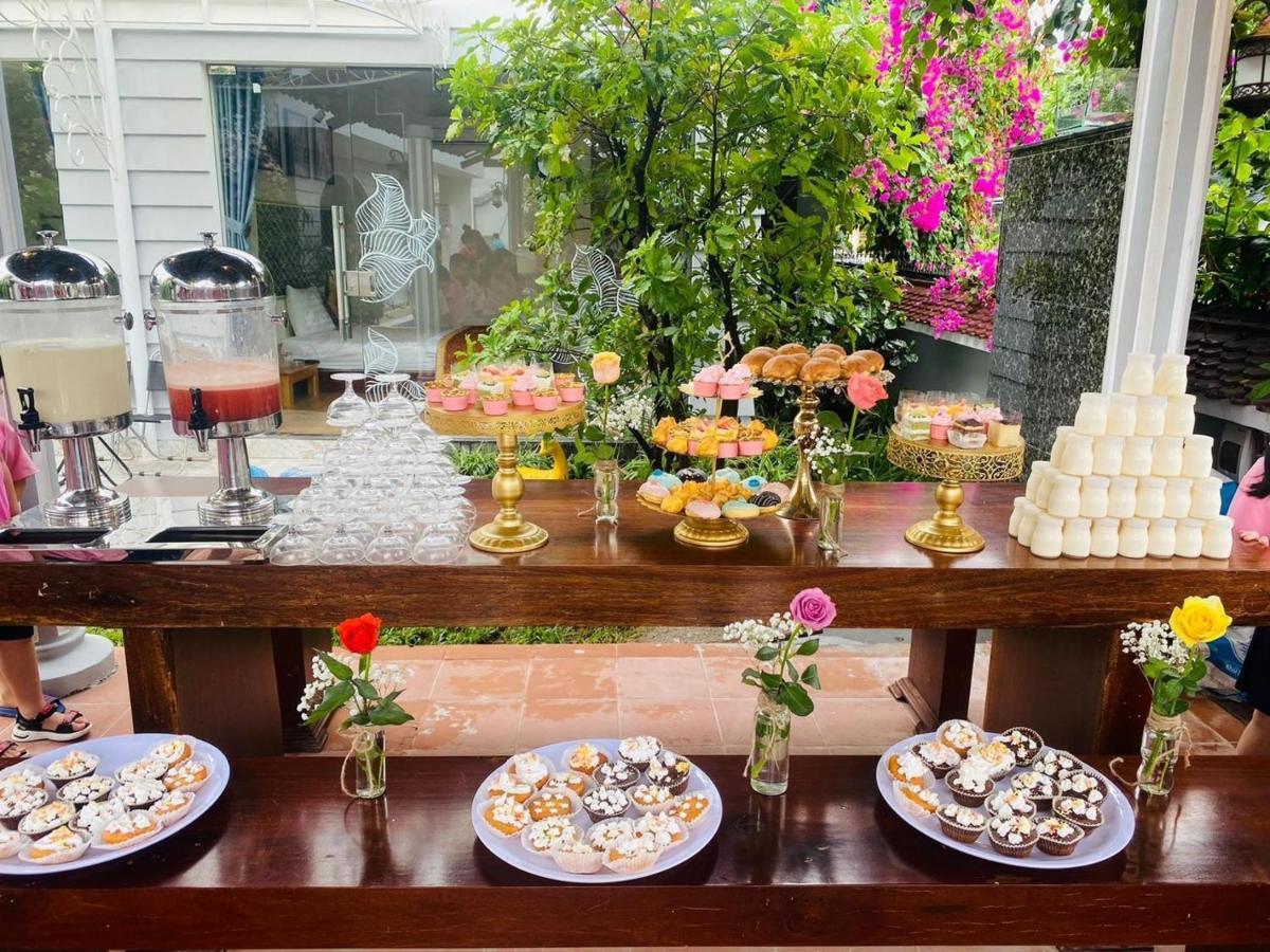 كون توم Window Homestay المظهر الخارجي الصورة