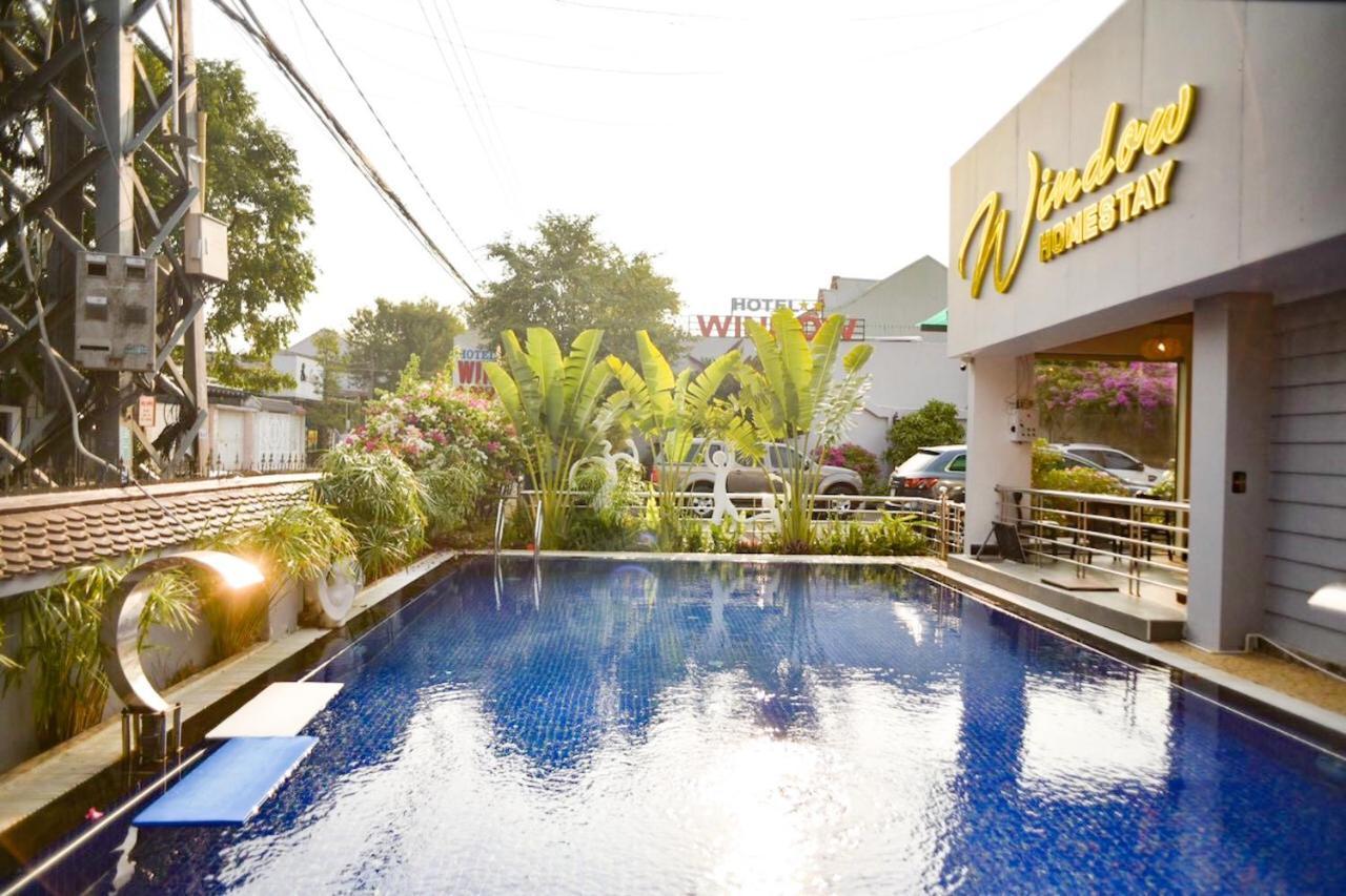 كون توم Window Homestay المظهر الخارجي الصورة