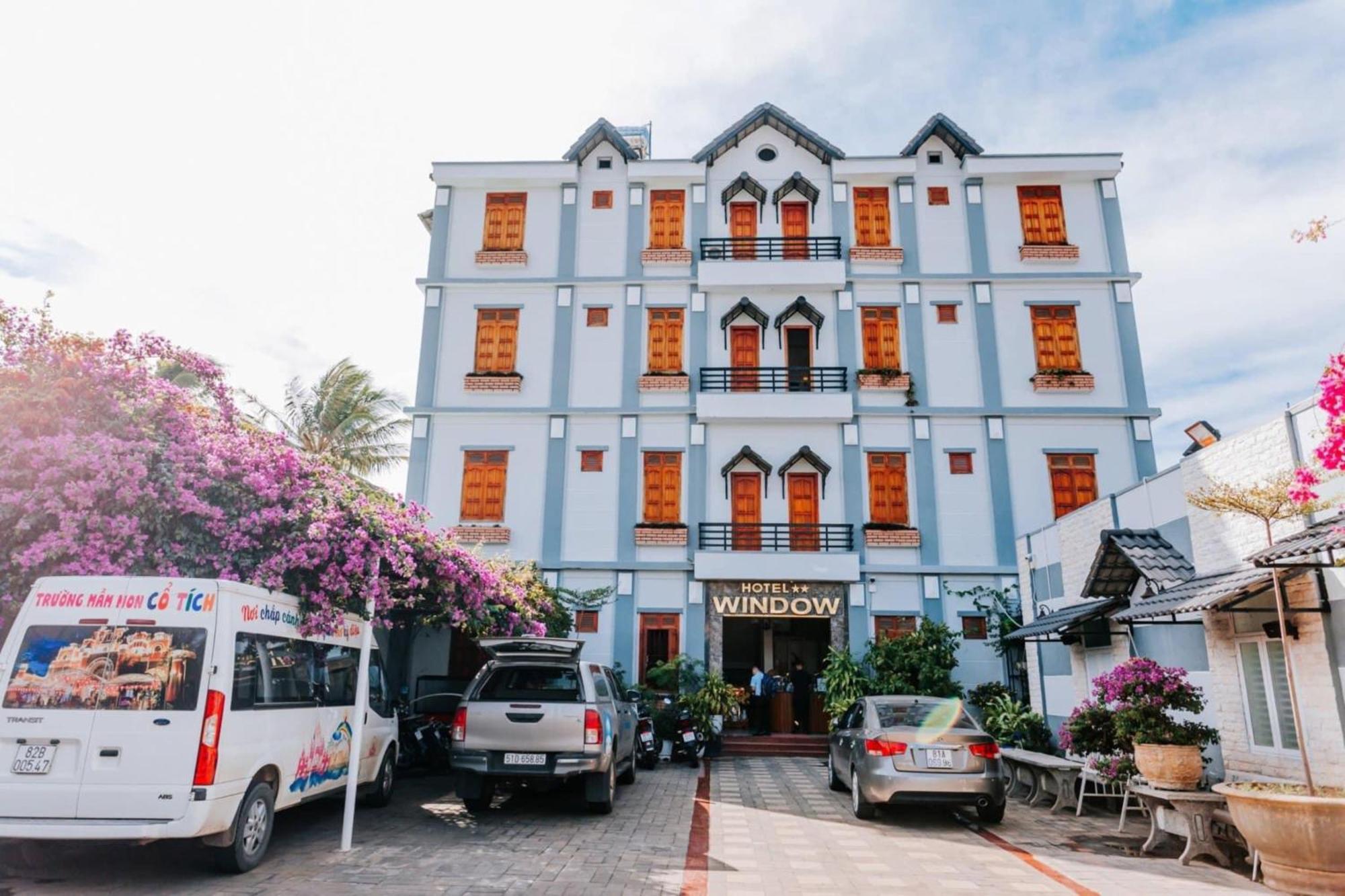 كون توم Window Homestay المظهر الخارجي الصورة